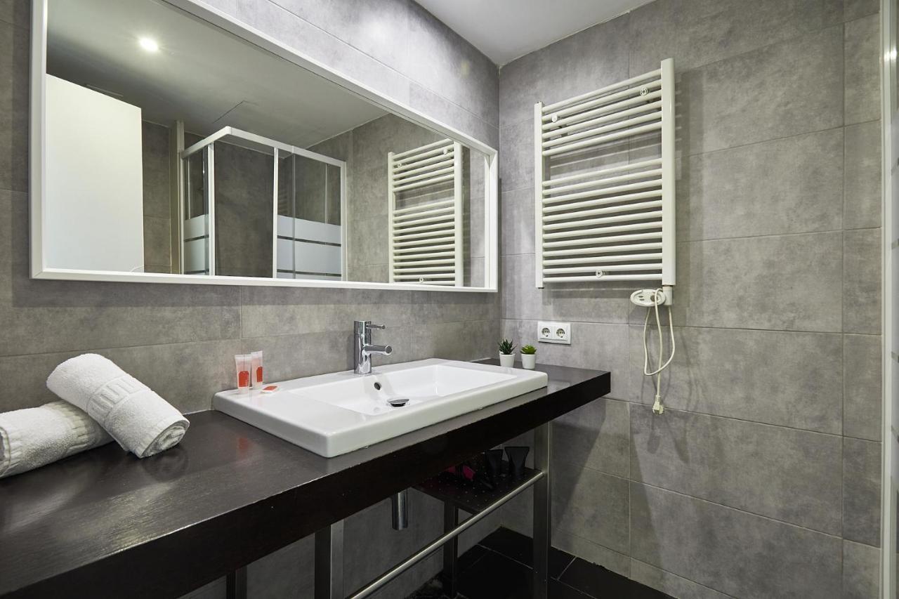 Bbarcelona Clot Apartments Eksteriør billede